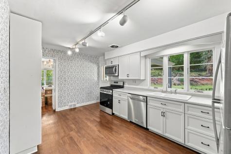 103 Woodland Drive Mt Lebanon PA 15228