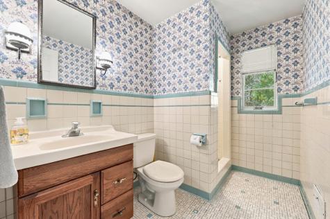 103 Woodland Drive Mt Lebanon PA 15228