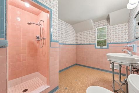 103 Woodland Drive Mt Lebanon PA 15228
