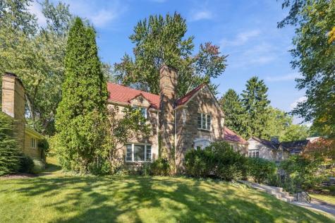 103 Woodland Drive Mt Lebanon PA 15228