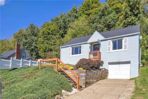136 N Hazen Avenue Ellwood City PA 16117