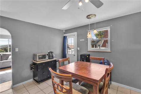 136 N Hazen Avenue Ellwood City PA 16117
