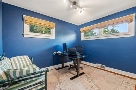 19 Sigrid Drive Carnegie PA 15106