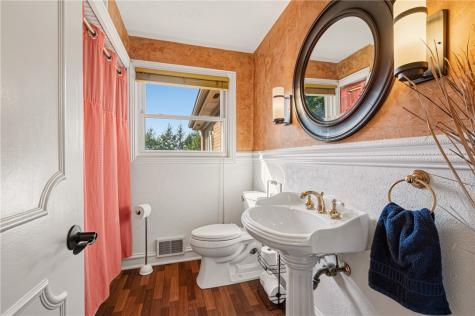 19 Sigrid Drive Carnegie PA 15106