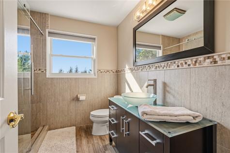 19 Sigrid Drive Carnegie PA 15106