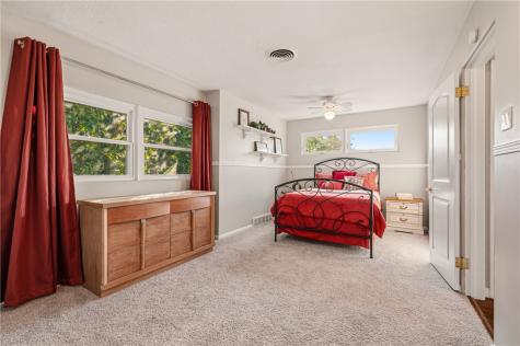 19 Sigrid Drive Carnegie PA 15106