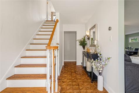 19 Sigrid Drive Carnegie PA 15106