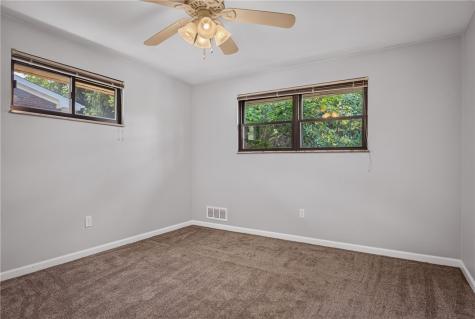 106 Susan Drive Green Tree PA 15220