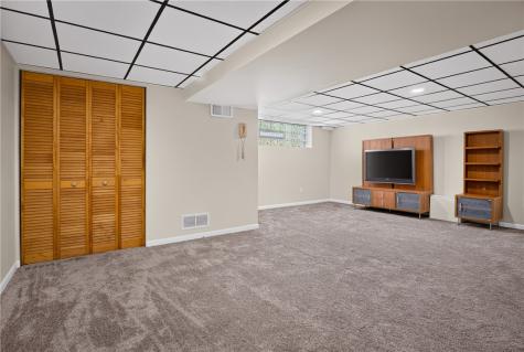 106 Susan Drive Green Tree PA 15220