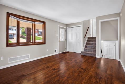 106 Susan Drive Green Tree PA 15220