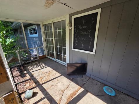 606 Scott Avenue Scottdale PA 15683