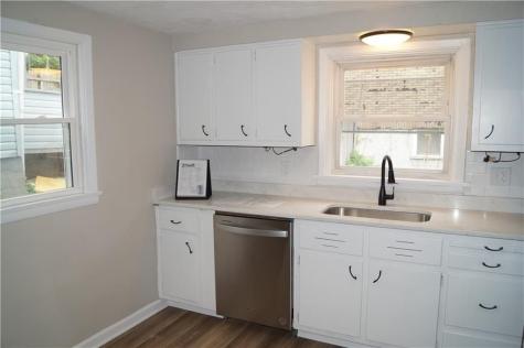 9 E Gaskill Avenue Jeannette PA 15644