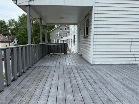 9 E Gaskill Avenue Jeannette PA 15644