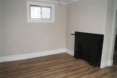 9 E Gaskill Avenue Jeannette PA 15644