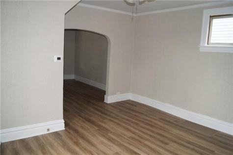 9 E Gaskill Avenue Jeannette PA 15644