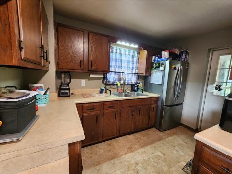 817 John Street Smith PA 15054
