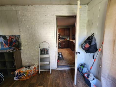 817 John Street Smith PA 15054