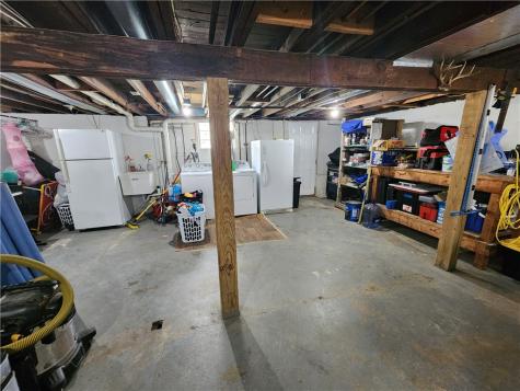 817 John Street Smith PA 15054
