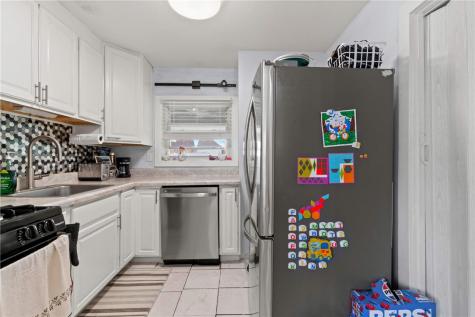 152 W Marigold Street Munhall PA 15120