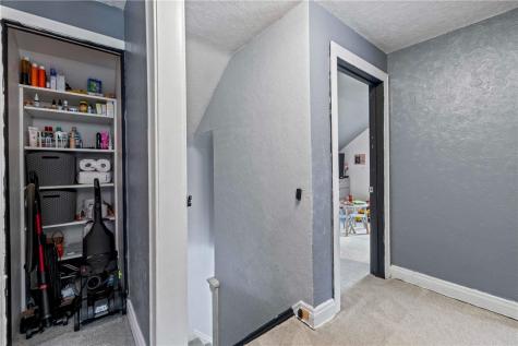 152 W Marigold Street Munhall PA 15120