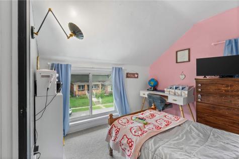 152 W Marigold Street Munhall PA 15120