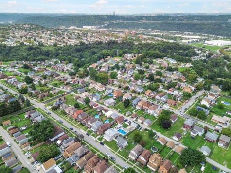 152 W Marigold Street Munhall PA 15120