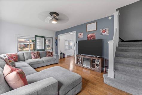 152 W Marigold Street Munhall PA 15120