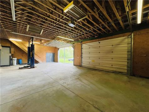 380 Oak Street Extension Pulaski Township PA 16159