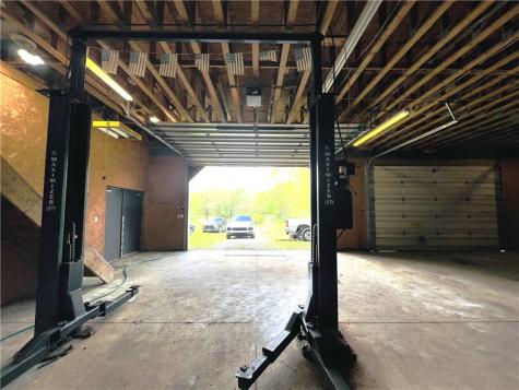380 Oak Street Extension Pulaski Township PA 16159