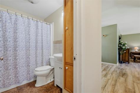 8 Hemlock Drive Hempfield Township PA 16125