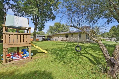 8 Hemlock Drive Hempfield Township PA 16125