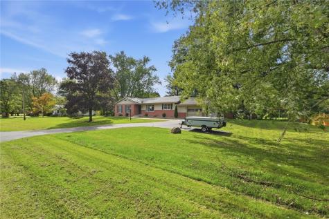 8 Hemlock Drive Hempfield Township PA 16125