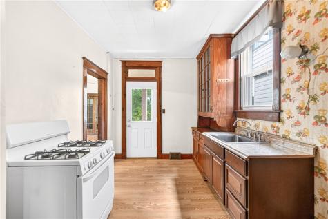 56 Perryview Avenue Observatory Hill PA 15214