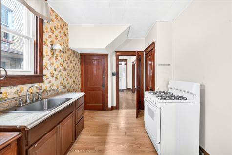 56 Perryview Avenue Observatory Hill PA 15214