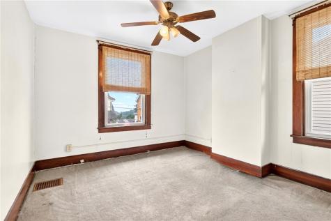 56 Perryview Avenue Observatory Hill PA 15214