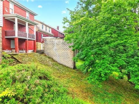 56 Perryview Avenue Observatory Hill PA 15214