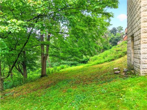 56 Perryview Avenue Observatory Hill PA 15214