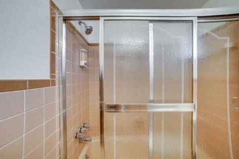 2045 E Homestead Street Reserve PA 15212