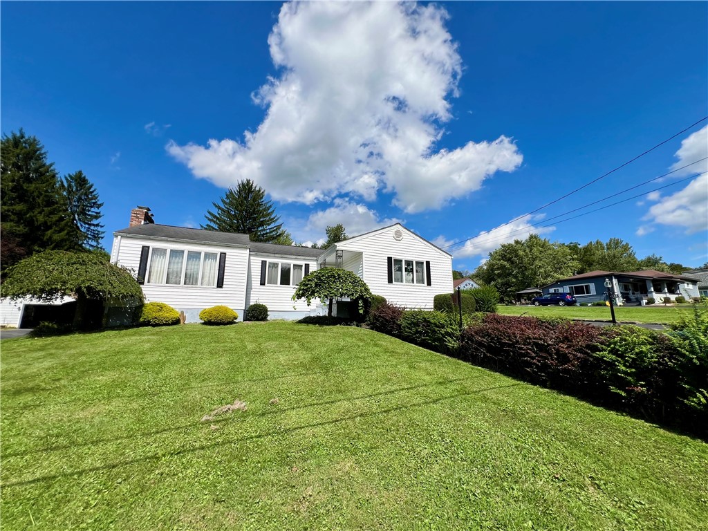 415 Falls Avenue Neshannock Township PA 16105