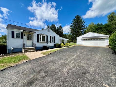 415 Falls Avenue Neshannock Township PA 16105