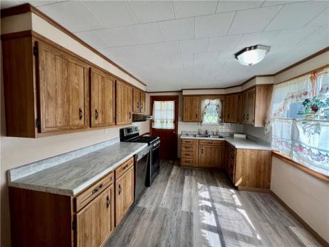 415 Falls Avenue Neshannock Township PA 16105