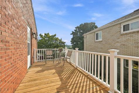 4219 Greenridge Road Castle Shannon PA 15234