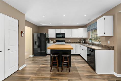 422 Sherwood Drive Brighton Township PA 15009