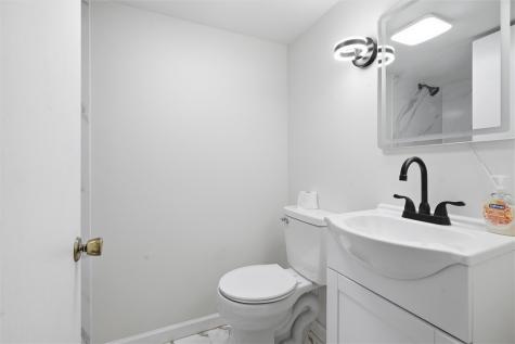 110 Cooper Road Nottingham PA 15367