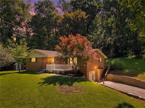 110 Cooper Road Nottingham PA 15367