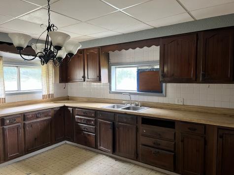 2265 S. Eighty Eight Road Greensboro PA 15338