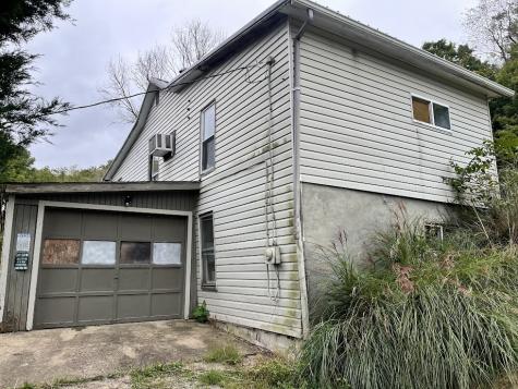 2265 S. Eighty Eight Road Greensboro PA 15338