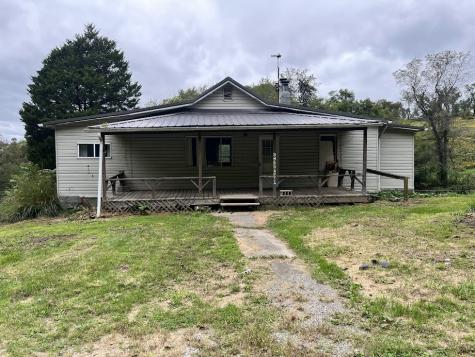 2265 S. Eighty Eight Road Greensboro PA 15338