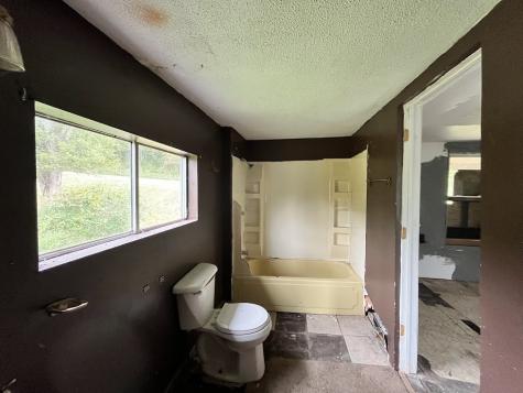 2265 S. Eighty Eight Road Greensboro PA 15338