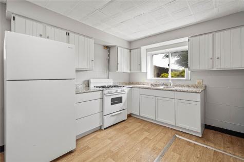 630 Margaret Street Mt Oliver PA 15210